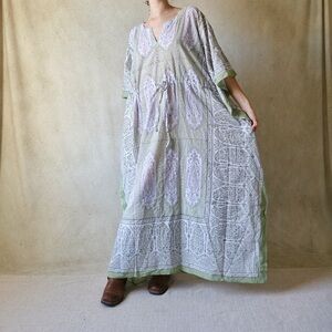 (NWT) Anokhi Kaftan Indian Block Print Dress in Pastel Green